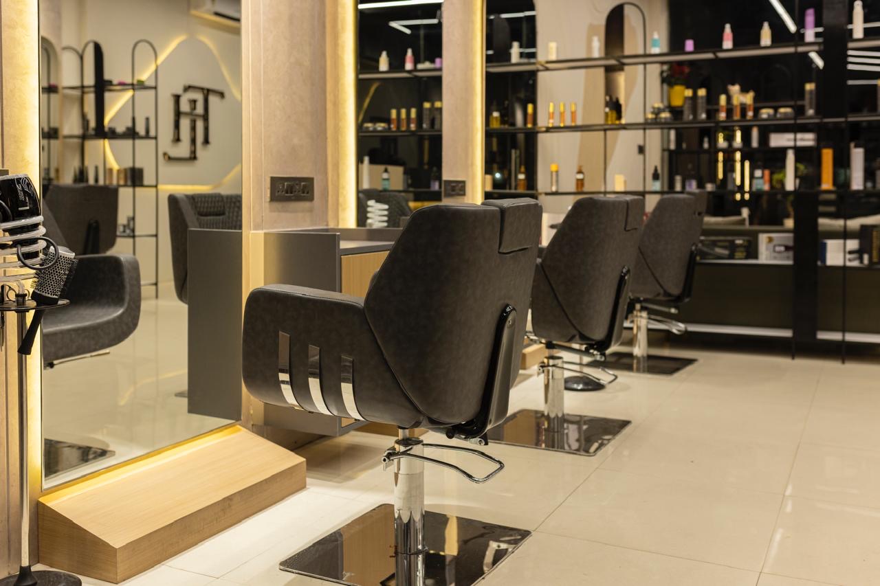 The Hair Lounge — gallery 6
